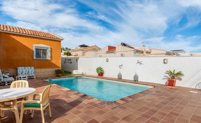 Venta · Villa / Chalet · Ciudad Quesada