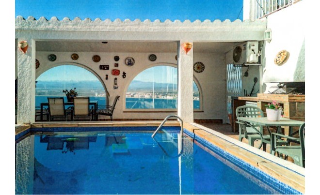 Revente · Bungalow / Maison de Ville · Puig Rom