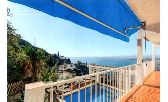 Revente · Bungalow / Maison de Ville · Puig Rom