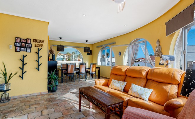 Venta · Villa / Chalet · Ciudad Quesada