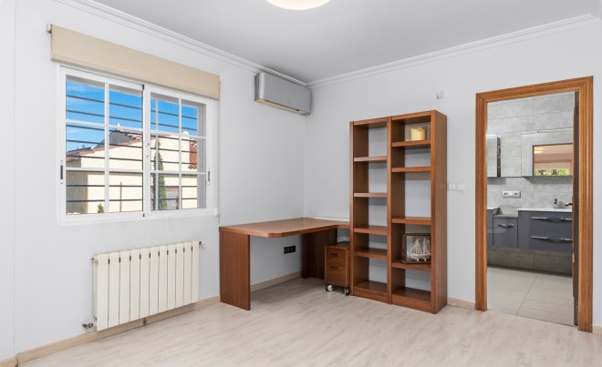 Venta · Villa / Chalet · Los Balcones