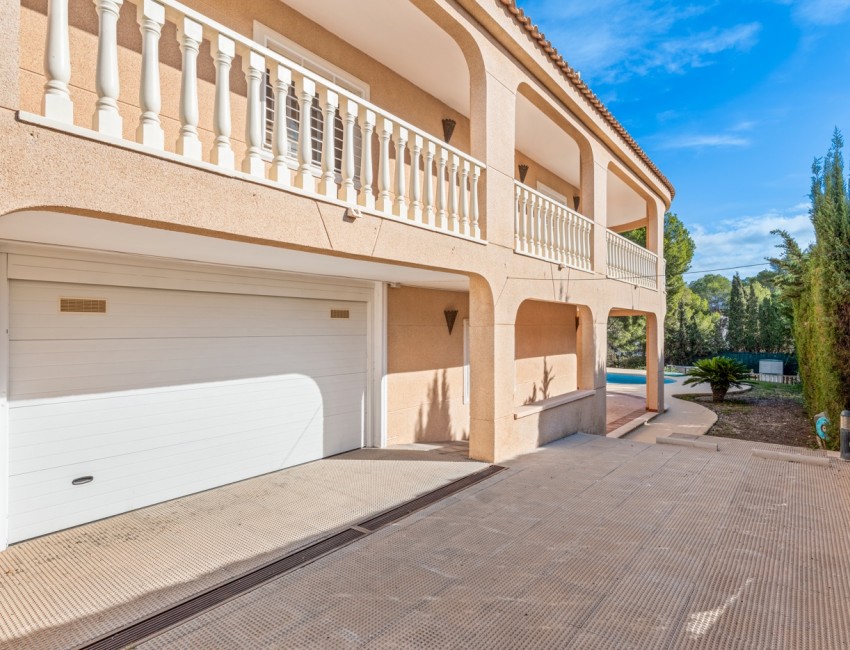 Venta · Villa / Chalet · Los Balcones