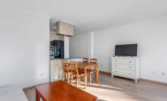 Venta · Apartamento / Piso · Villamartín