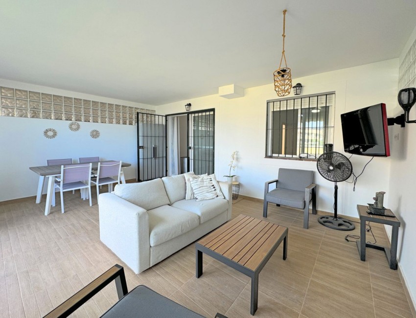 Sale · Apartment / Flat · Casares · Costa del Sol