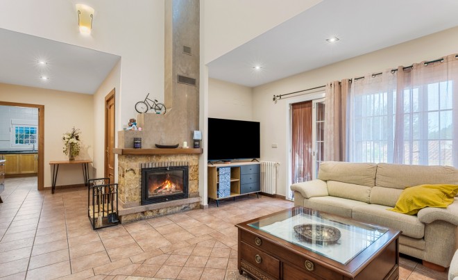 Venta · Villa / Chalet · Polop