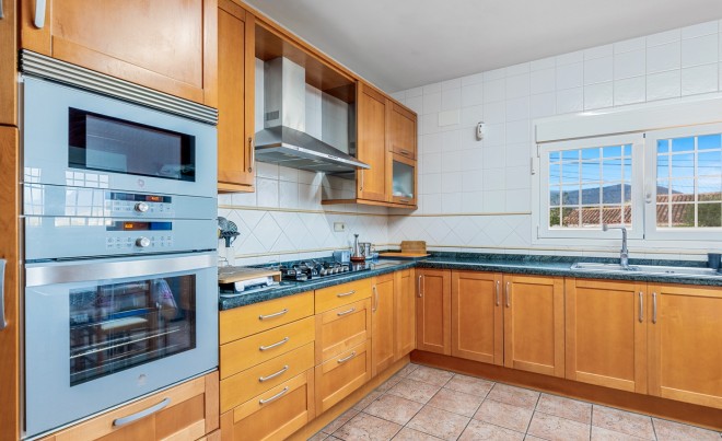 Venta · Villa / Chalet · Polop