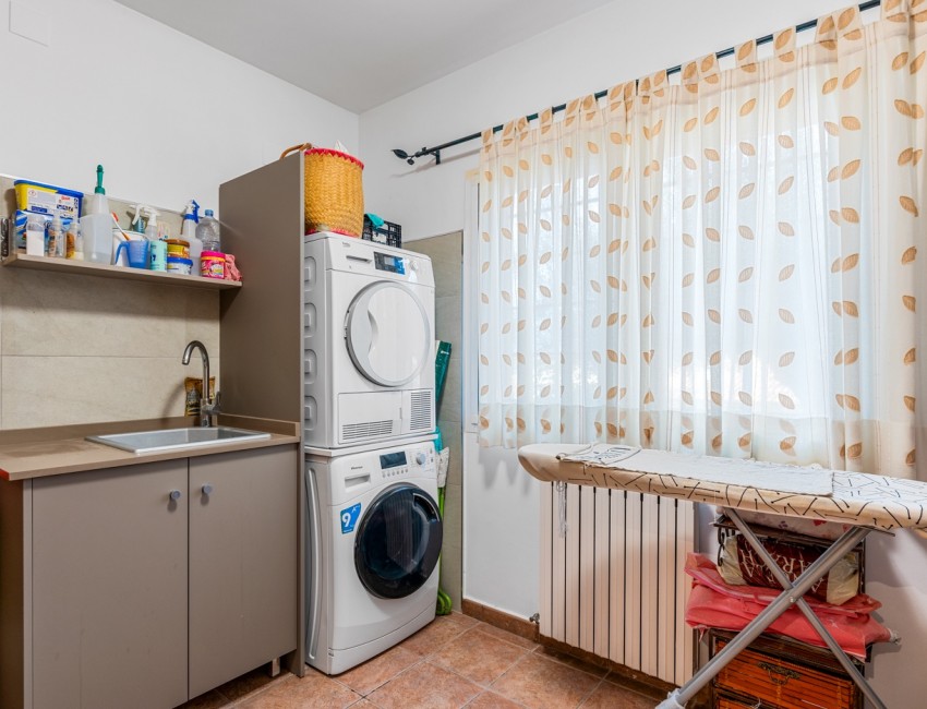 Venta · Villa / Chalet · Polop