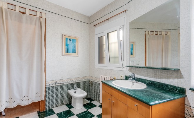 Venta · Villa / Chalet · Polop