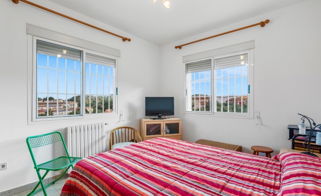 Venta · Villa / Chalet · Polop