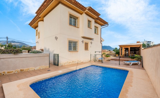 Venta · Villa / Chalet · Polop