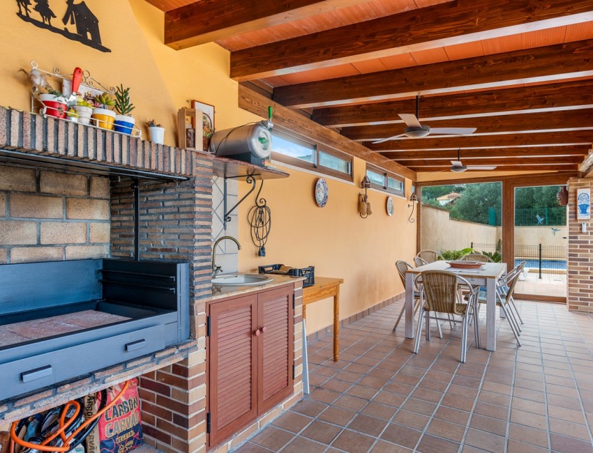 Venta · Villa / Chalet · Polop