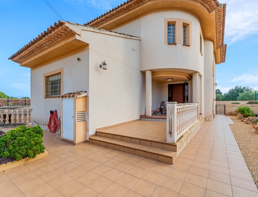 Venta · Villa / Chalet · Polop