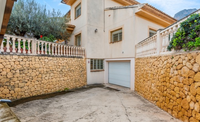 Venta · Villa / Chalet · Polop