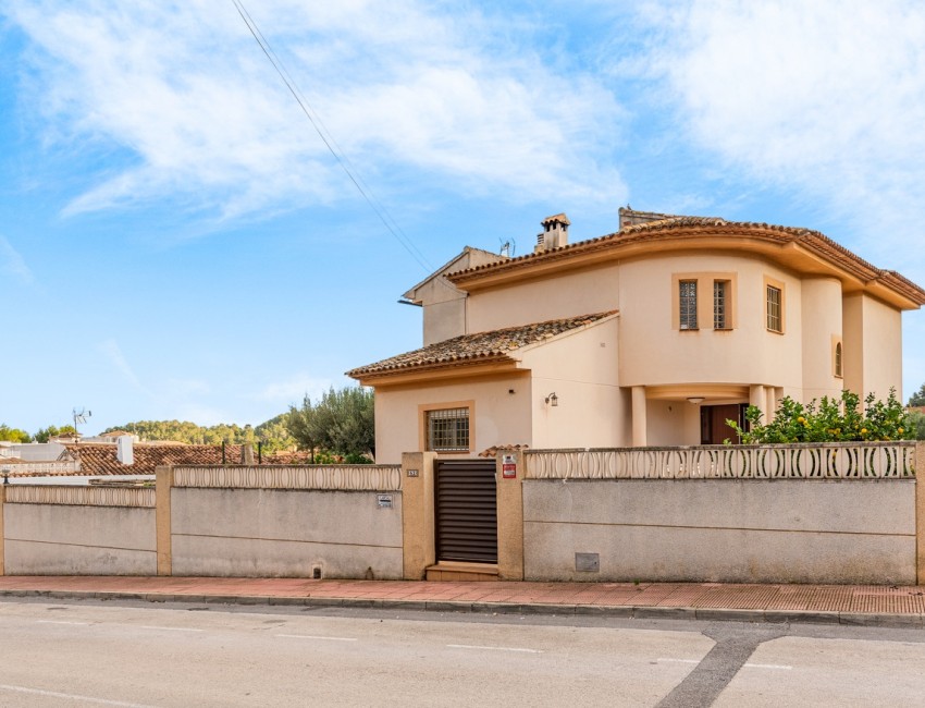 Venta · Villa / Chalet · Polop