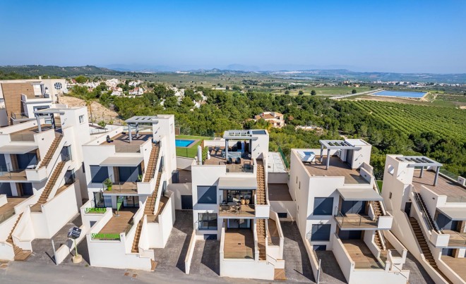 Nueva construcción  · Bungalow / Adosado / Semiadosado · San Miguel de Salinas · Ciudad de las Comunicaciones