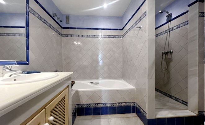 Revente · Appartement · Casares · Costa del Sol