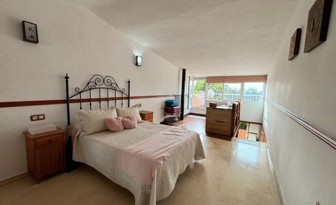 Sale · Apartment / Flat · Estepona · Costa del Sol