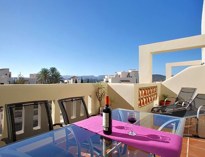 Sale · Apartment / Flat · Casares · Costa del Sol