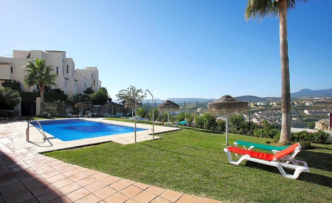 Sale · Apartment / Flat · Casares · Costa del Sol