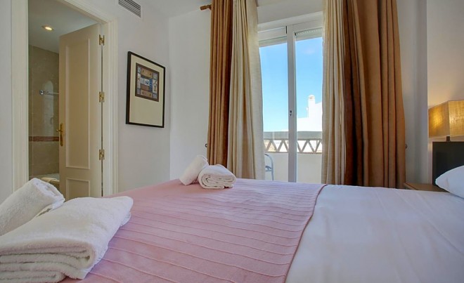 Sale · Apartment / Flat · Casares · Costa del Sol