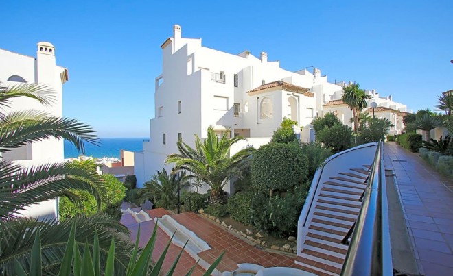 Sale · Apartment / Flat · Casares · Costa del Sol