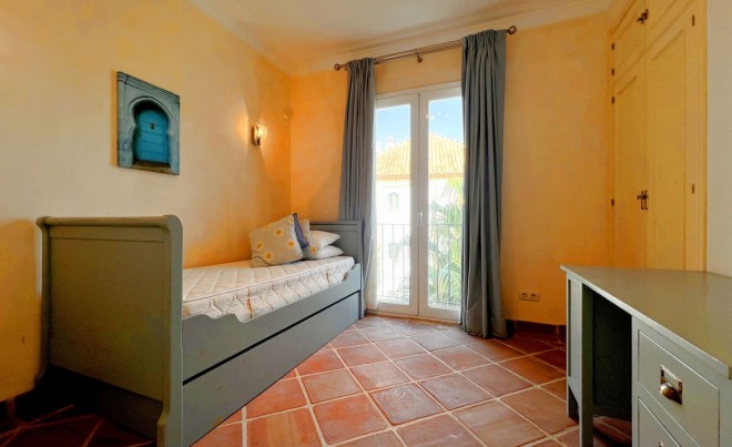 Revente · Appartement · Casares · Costa del Sol