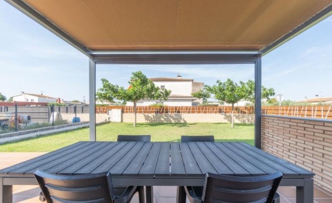 Sale · Villa · Fortià