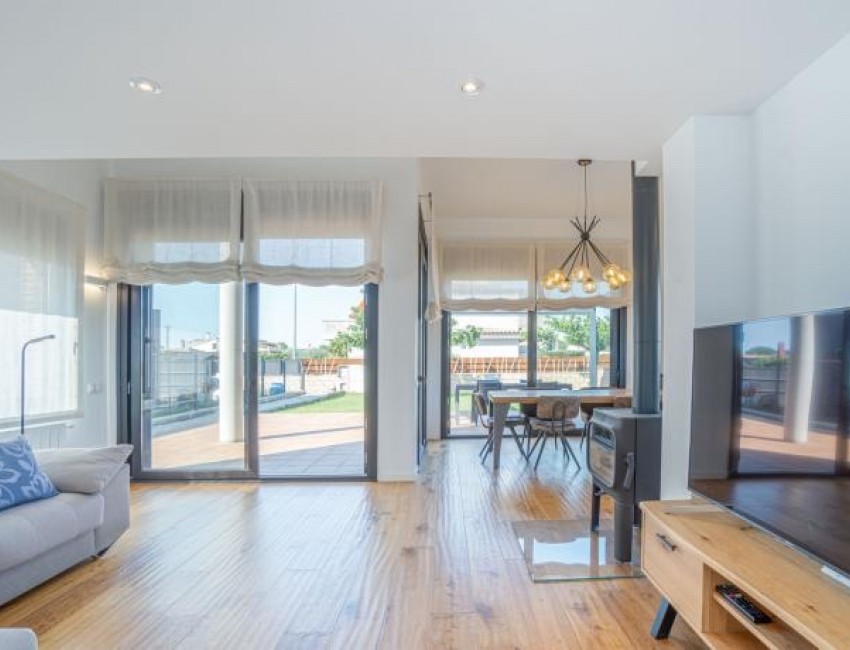 Sale · Villa · Fortià