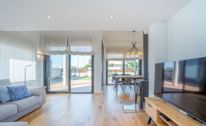 Sale · Villa · Fortià