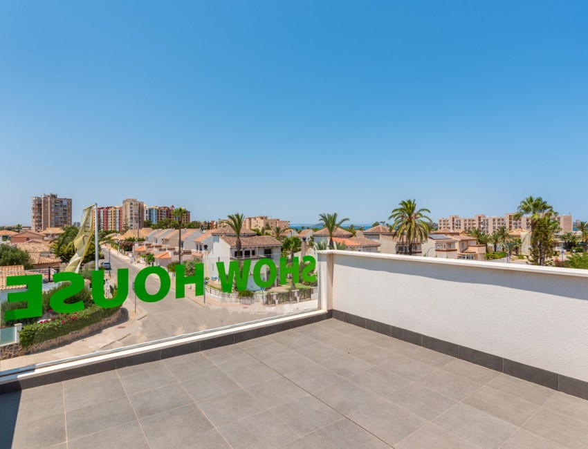 Nueva construcción  · Villa / Chalet · La Manga · Playa Honda