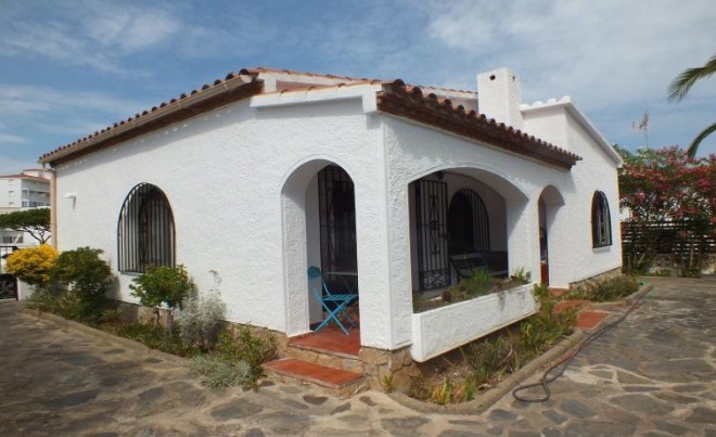 Venta · Villa / Chalet · Santa Margarita