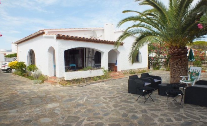 Venta · Villa / Chalet · Santa Margarita