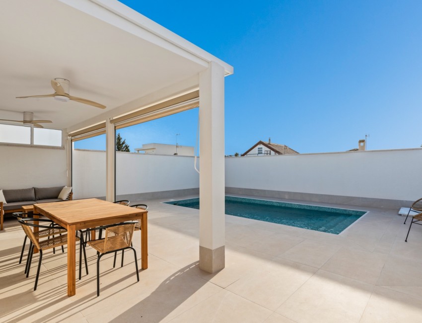 Venta · Villa / Chalet · Torrevieja · El chaparral