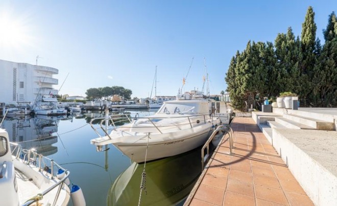 Revente · Villa · Roses