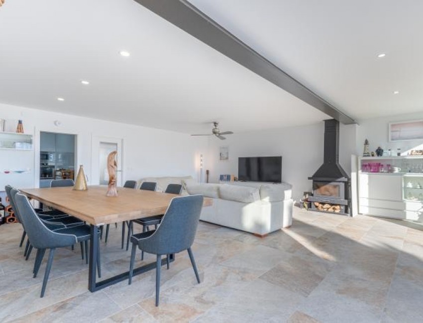 Revente · Villa · Roses