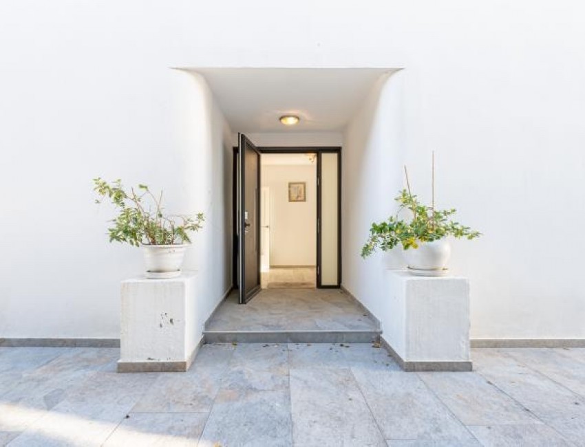 Revente · Villa · Roses