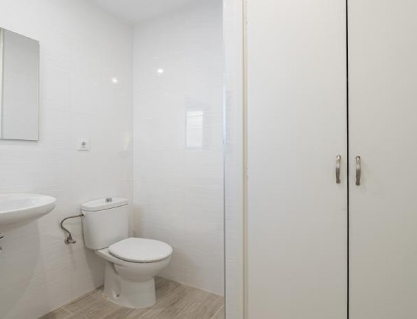 Revente · Villa · Roses