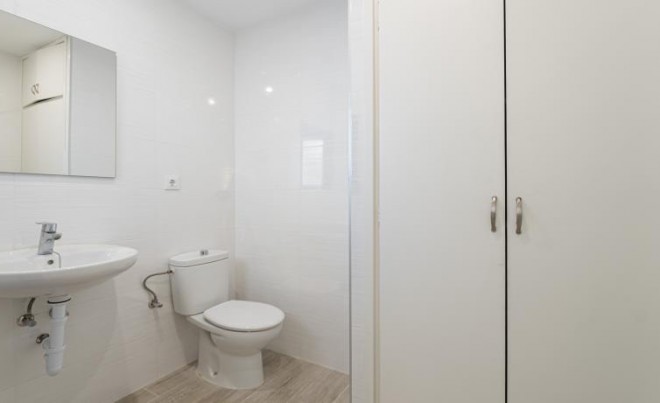 Revente · Villa · Roses