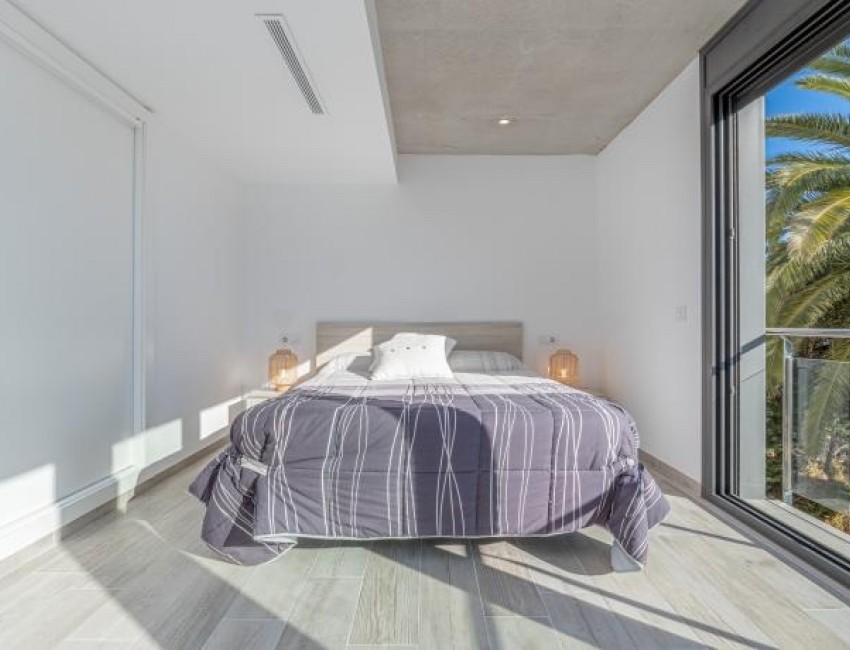 Revente · Villa · Roses