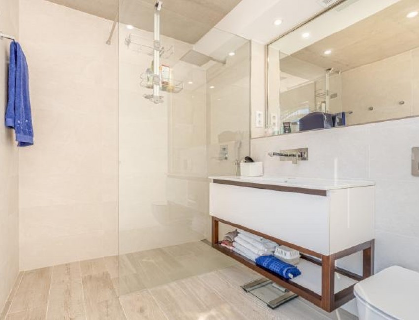 Revente · Villa · Roses