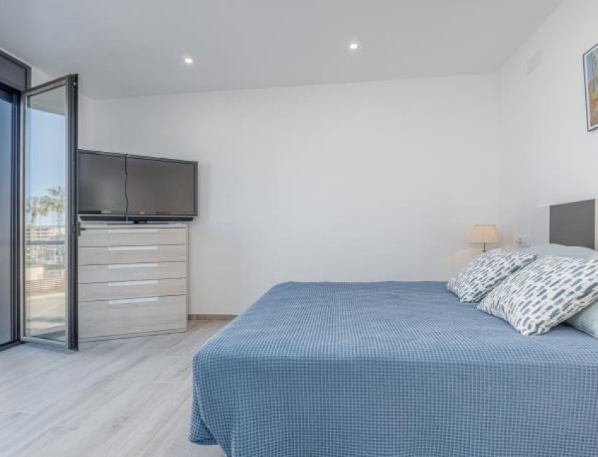 Revente · Villa · Roses