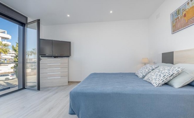 Revente · Villa · Roses