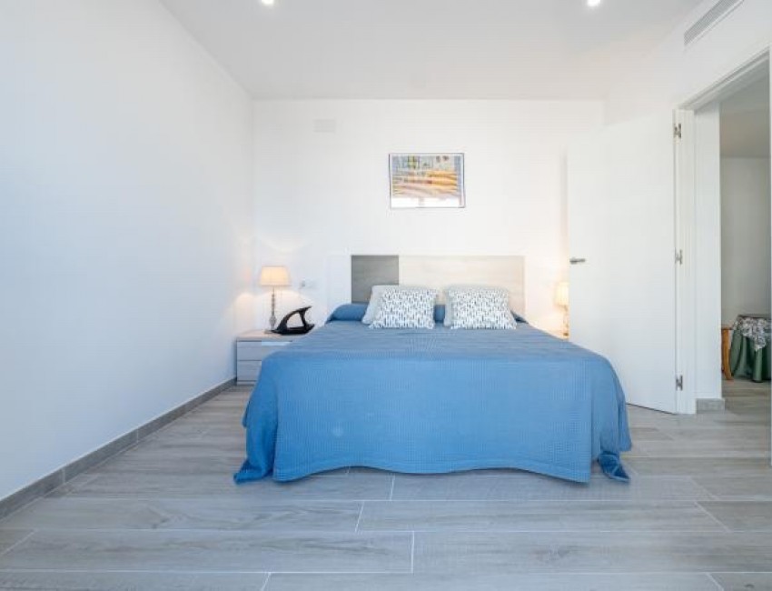 Revente · Villa · Roses