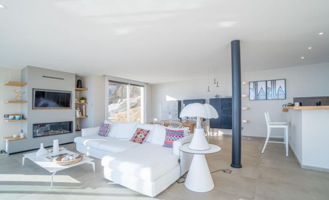 Venta · Villa / Chalet · Canyelles