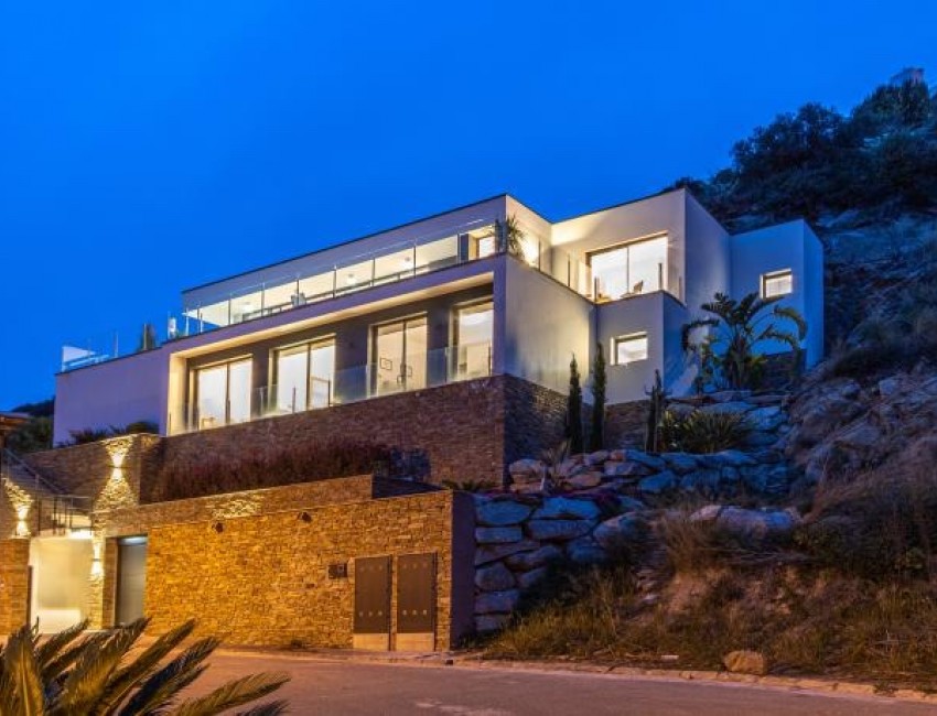 Venta · Villa / Chalet · Canyelles