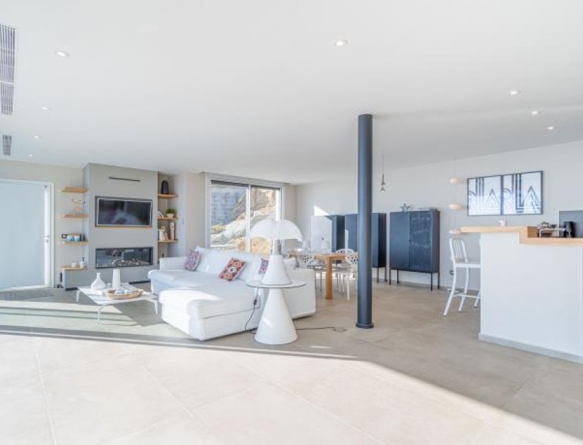 Venta · Villa / Chalet · Canyelles