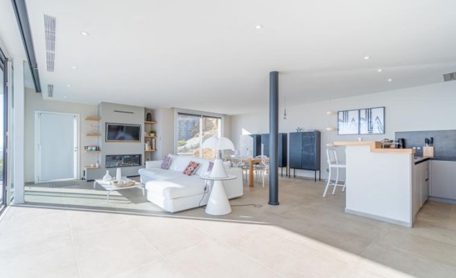 Venta · Villa / Chalet · Canyelles