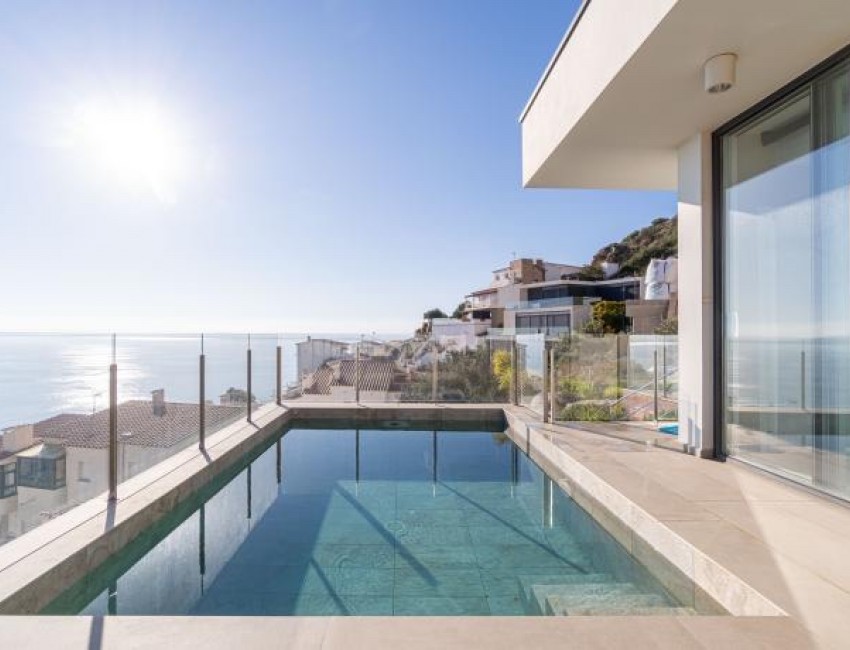 Venta · Villa / Chalet · Canyelles