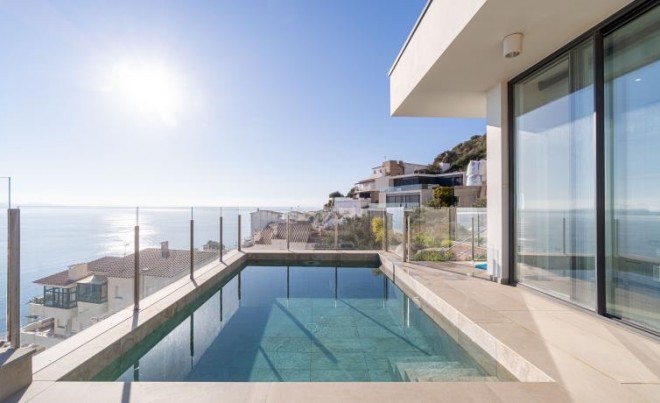 Venta · Villa / Chalet · Canyelles