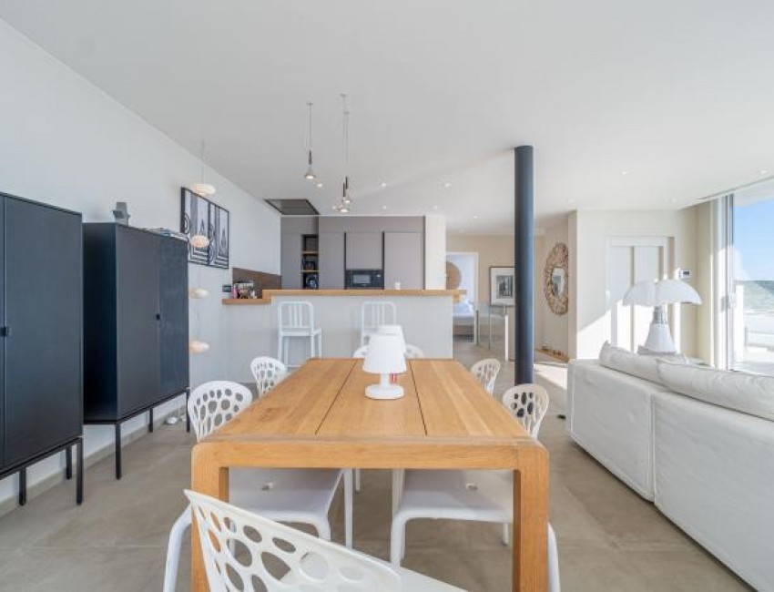 Venta · Villa / Chalet · Canyelles